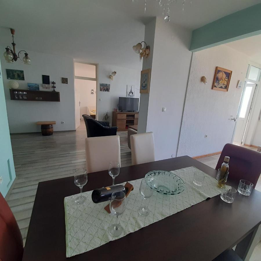 Milina Apartament *