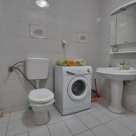 Apartments Milina Omiš Zewnętrze zdjęcie